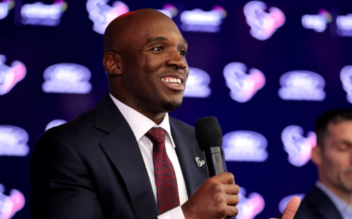 Latest News : Houston Texans Defensive Superstar Player Just Addressed His Retirement  Plan………..